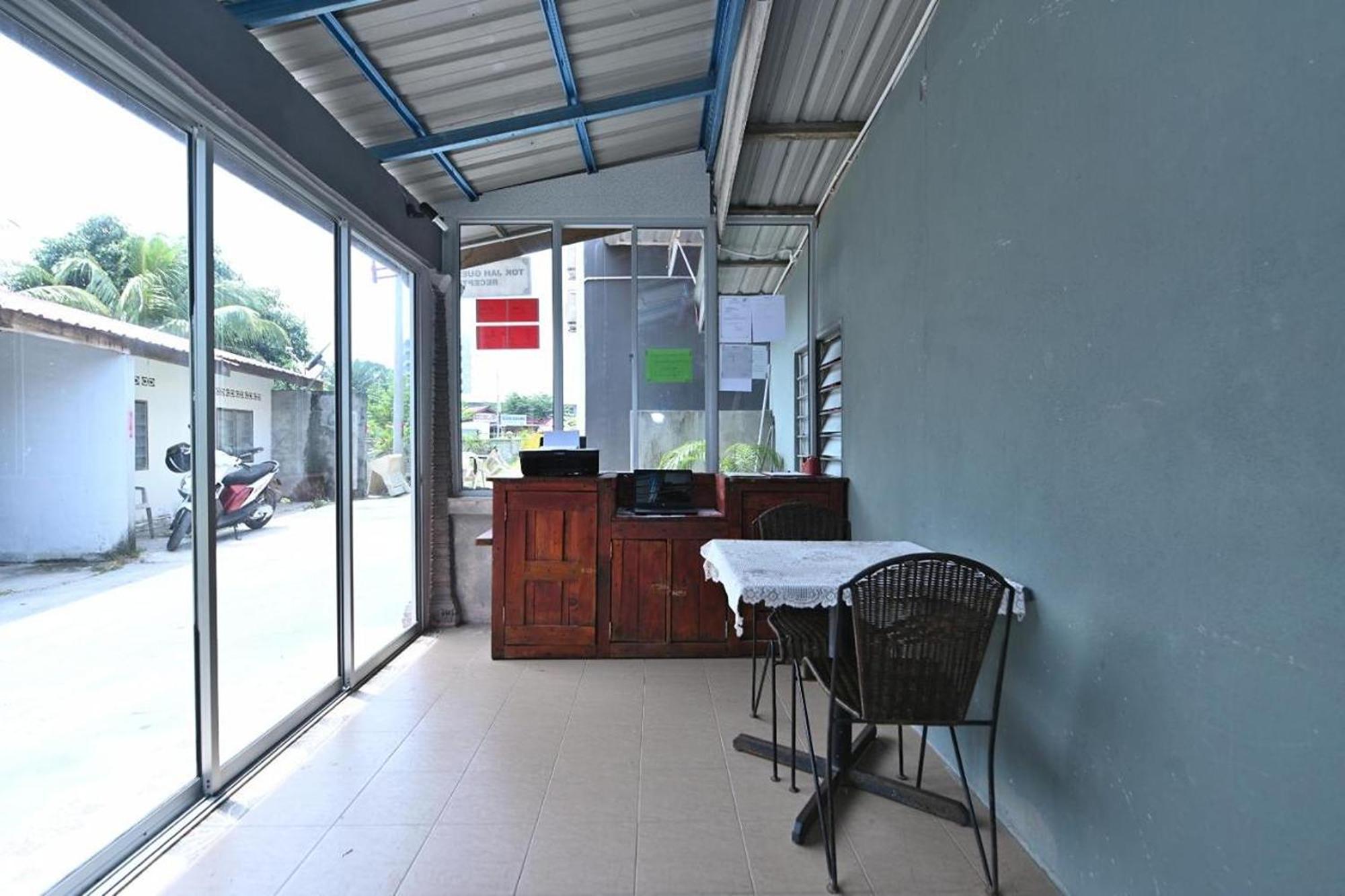 OYO 43986 Tok Jah Guest House Pantai Cenang  Exterior foto