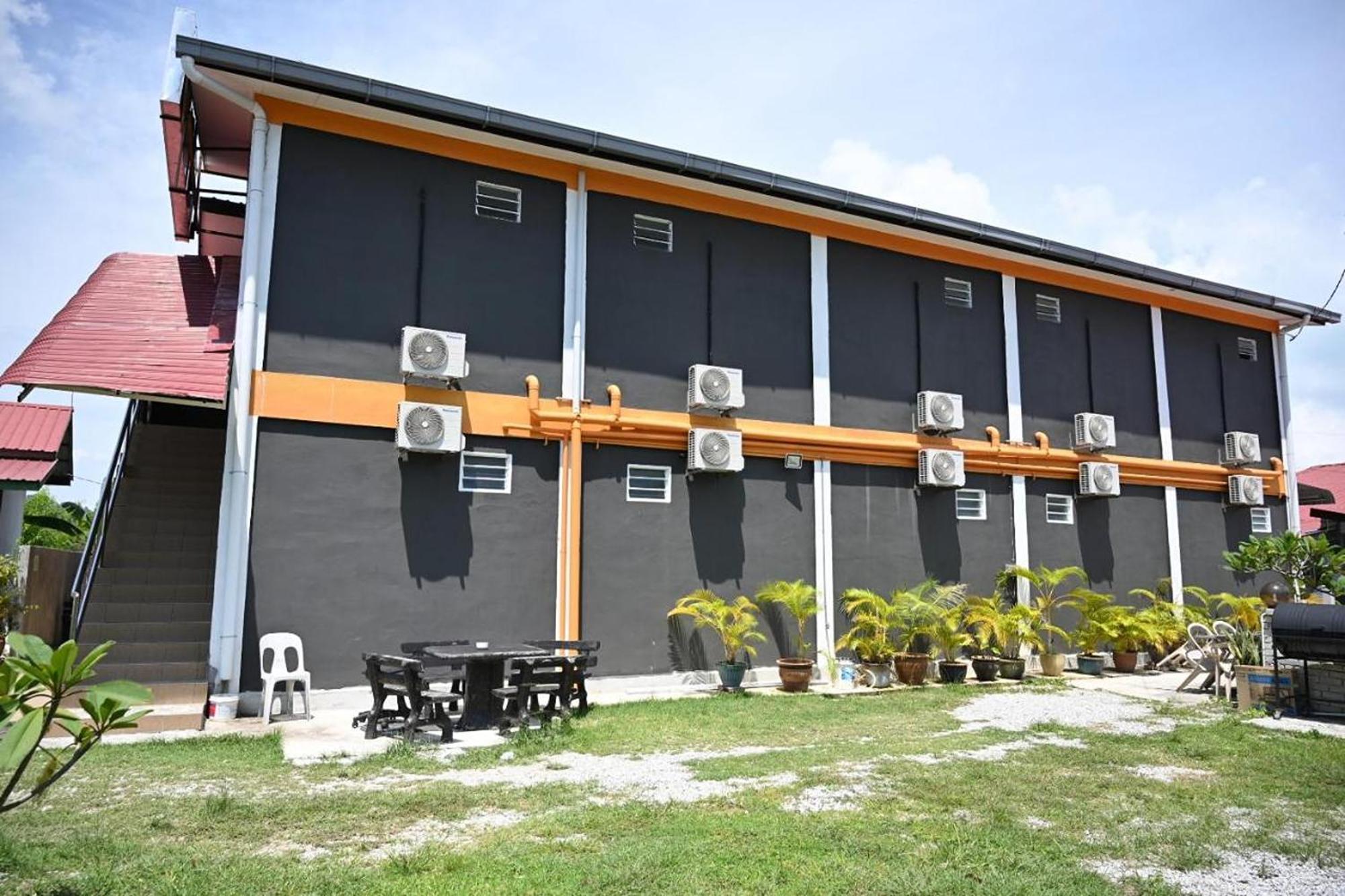 OYO 43986 Tok Jah Guest House Pantai Cenang  Exterior foto